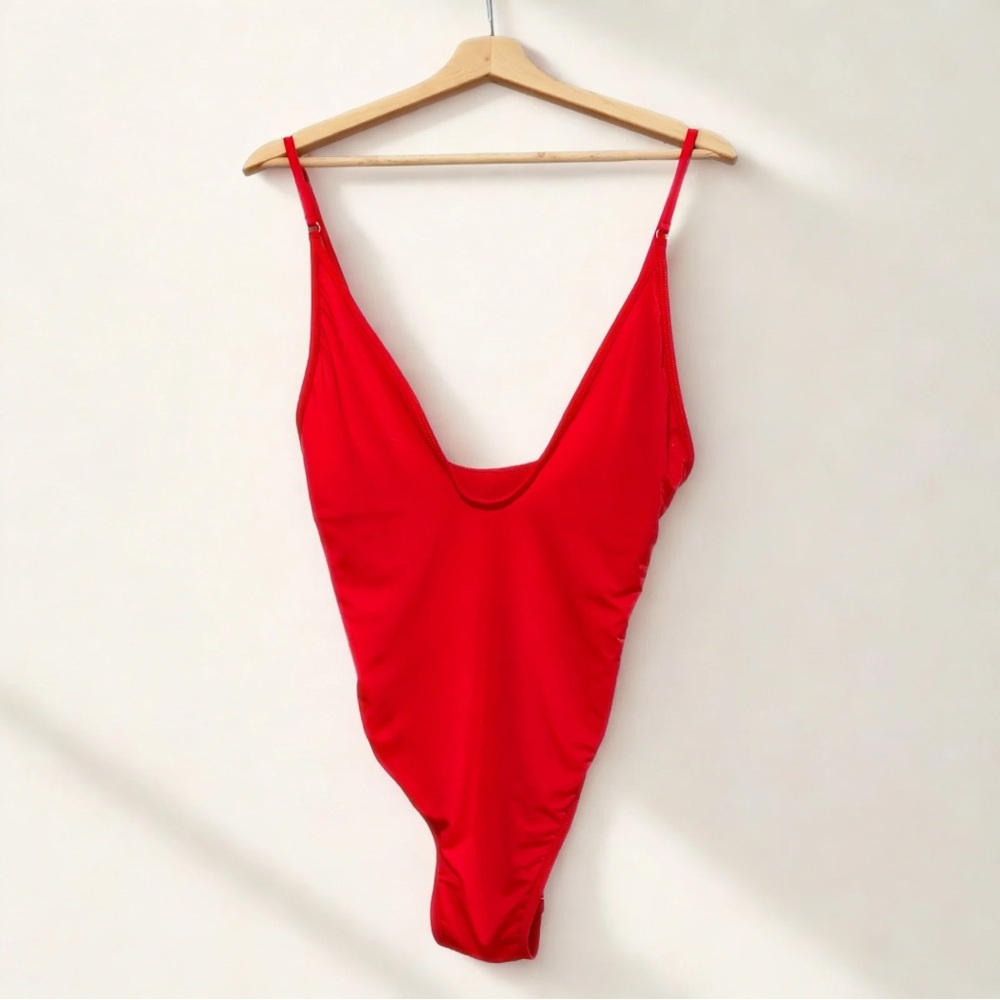 🍒 Amazon Red High-Cut One-Piece Swimsuit XL Adjustable Straps